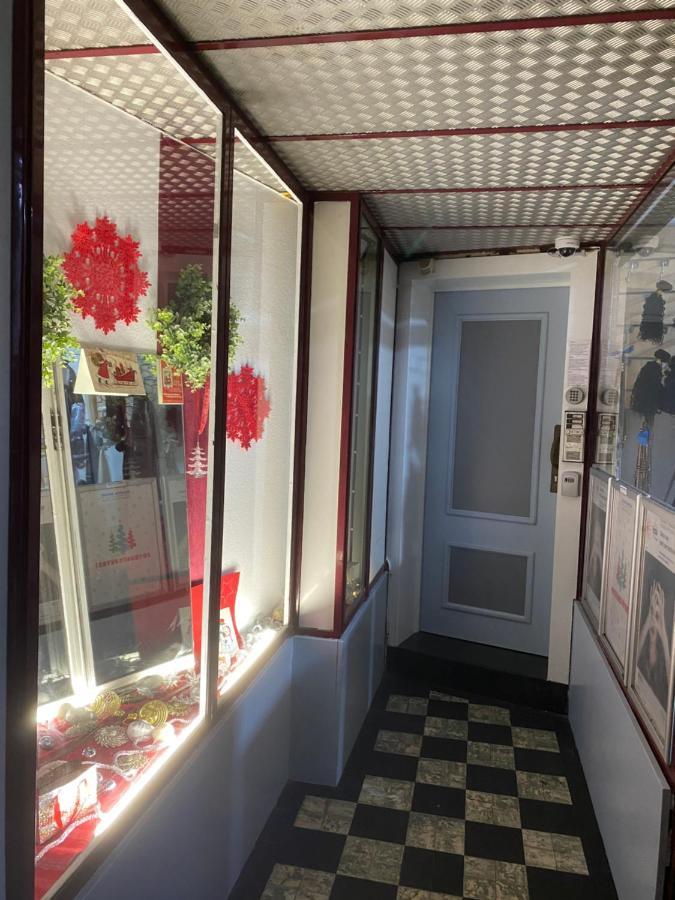 Ibiza Vibes Studio - Festive, Beach & Sun Atmosphere - Amazing Location In City Center Lejlighed Namur Eksteriør billede